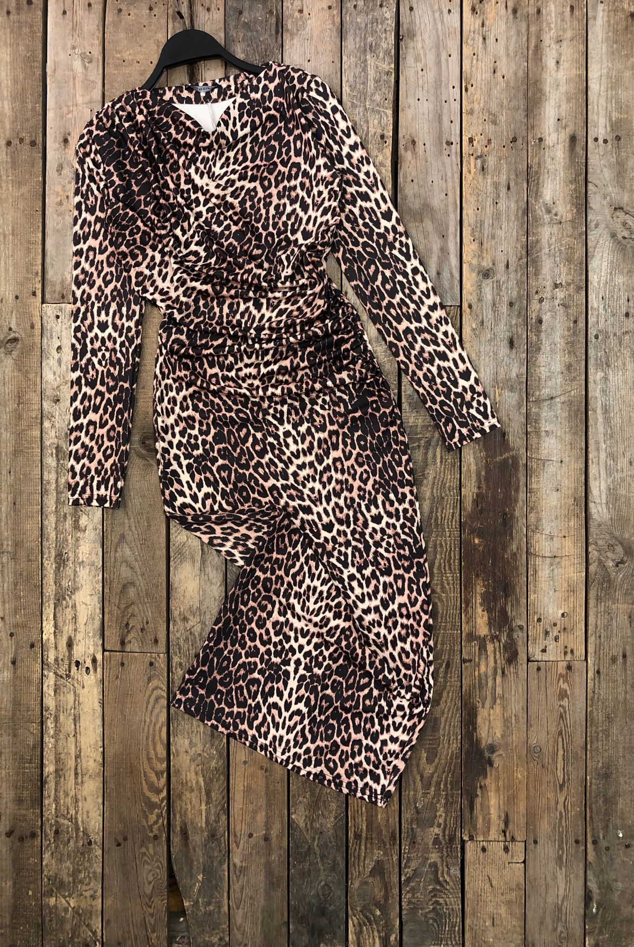 Degaje Yaka Leopar Elbıse
