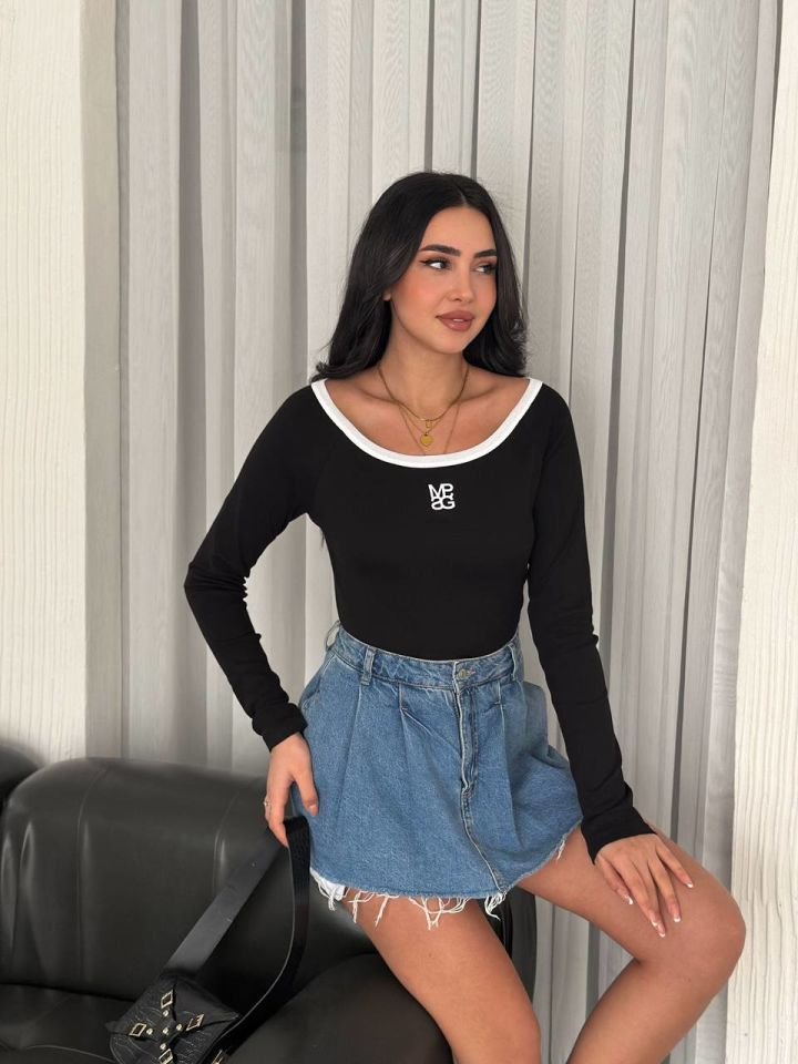 Kayık Yaka Bluz