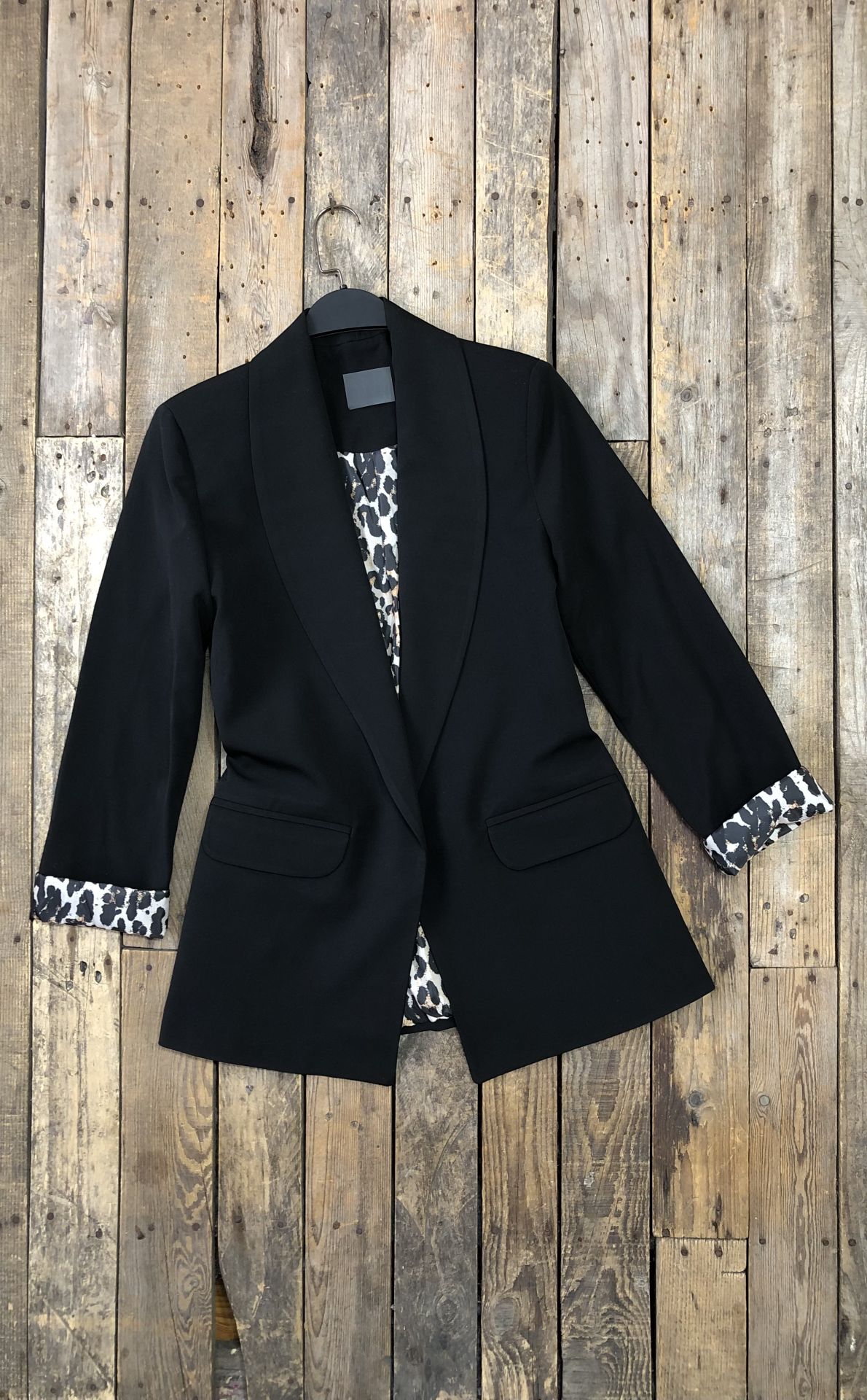 Leopar Detaylı Ceket